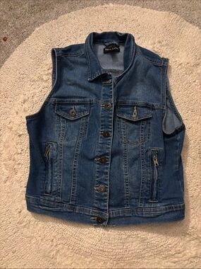 Denim vest size L